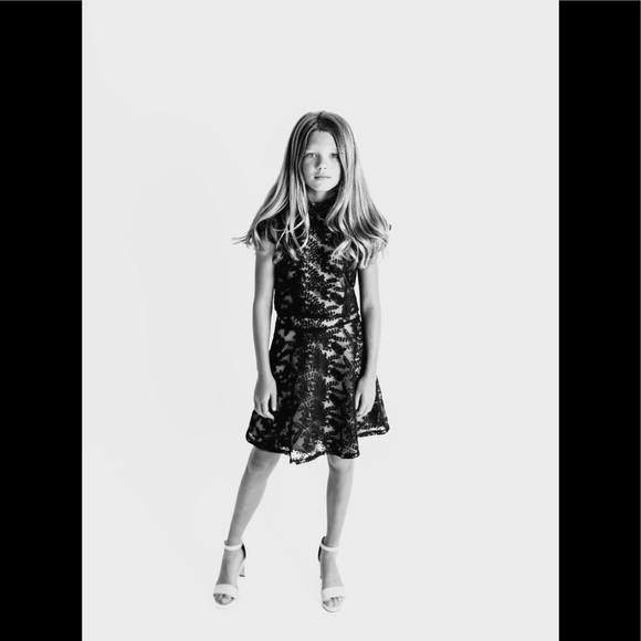 Meet your Posher, Stacy - Picture 3 of 6